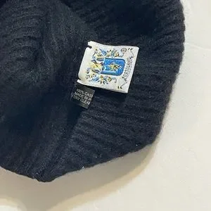 Portolano | Accessories | Portolano Beanie 0 Cashmere One  display picture 1